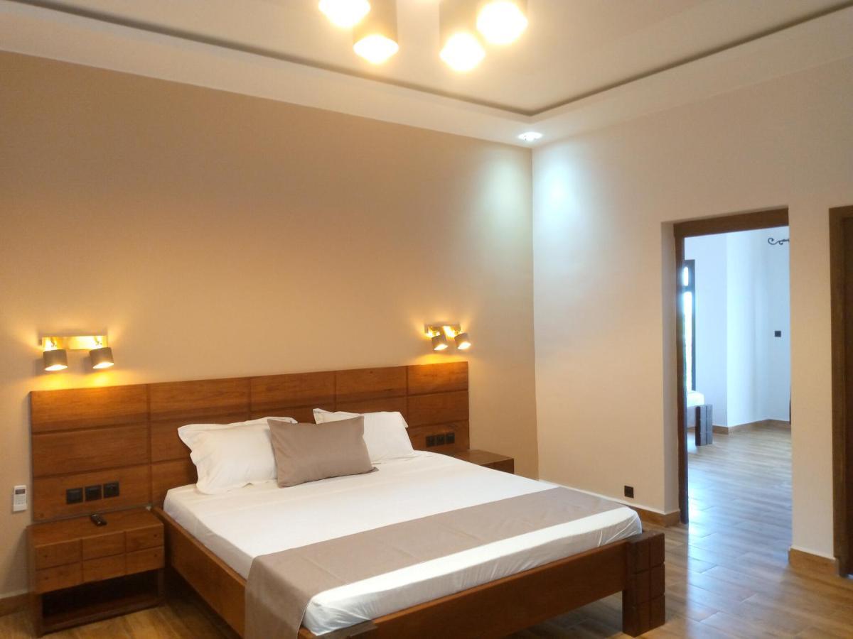 Soa Lia Hotel Miandrivazo Exterior photo